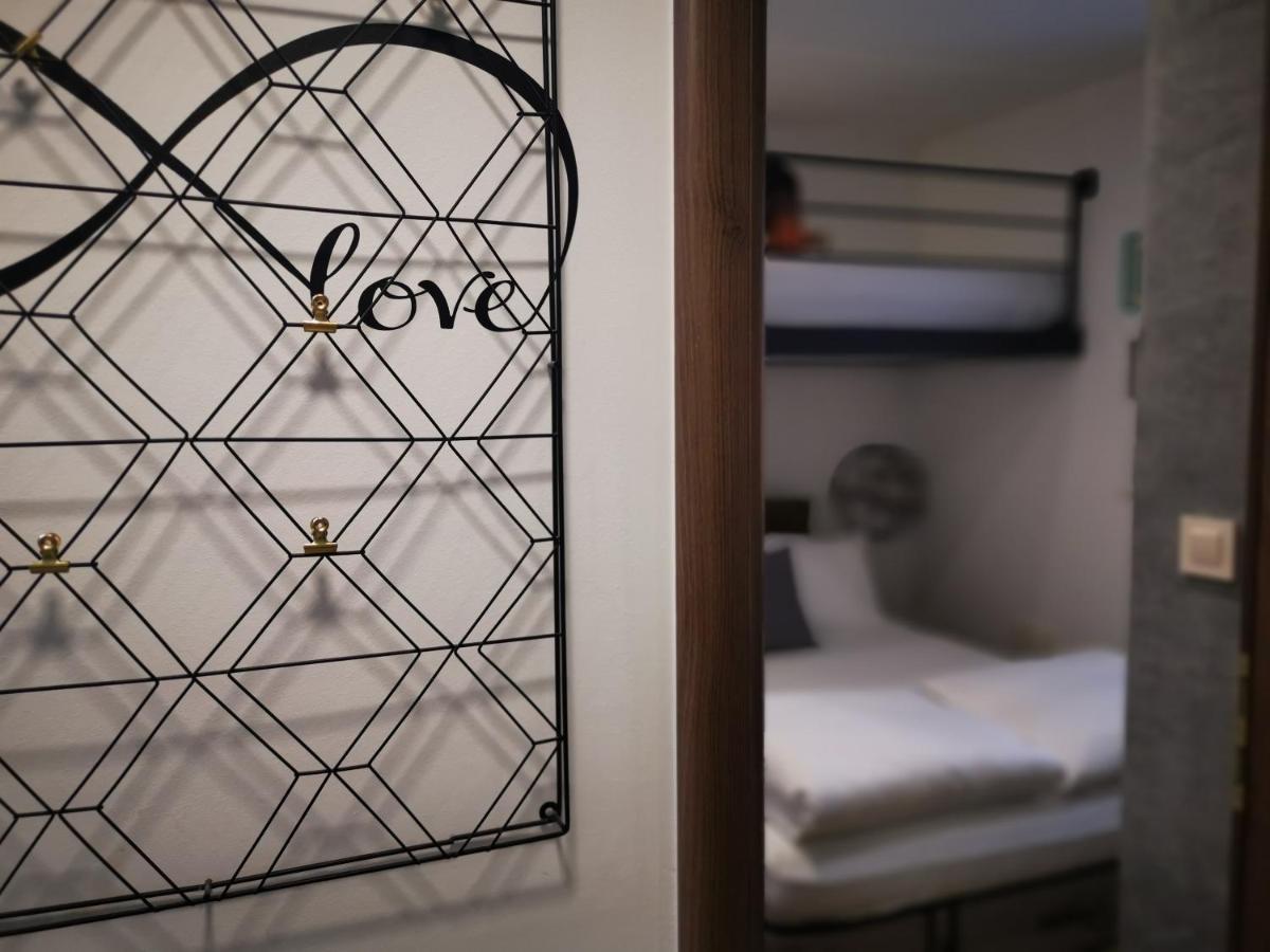 Apartment Keleia ツェリェ エクステリア 写真